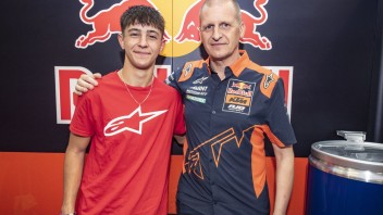 Moto3: Il team Ajo cambia formazione per il 2023: arrivano Oncu e Rueda