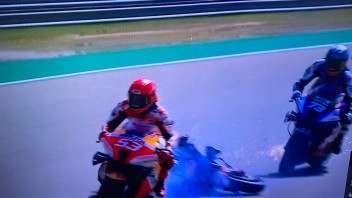 MotoGP: Marquez sbanda, Quartararo lo tocca e cade: mondiale riaperto ad Aragon