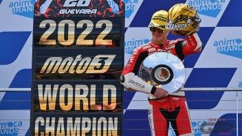 Moto3: Izan Guevara vince a Phillip Island ed è Campione del Mondo