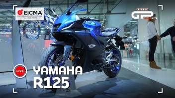 Moto - News: VIDEO - Live da EICMA: Yamaha R125 2023, la 4a generazione 