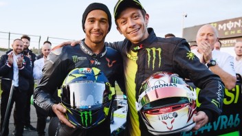 MotoGP: Rossi: "Con Hamilton mi sono sentito un vero pilota di Formula 1"