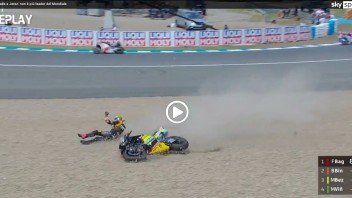 MotoGP: VIDEO - Zarco e Bezzecchi, caduta nello stesso giro a Jerez