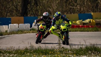MotoGP: Rossi e Bagnaia: pic nic di Pasqua sulle Ohvale