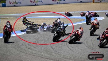 MotoGP: THE FULL 57 PHOTOS: the pile-up in the Jerez Sprint race
