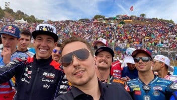 MotoGP: Lorenzo: "Marquez andrà in Ducati, anche se l'offerta non gli piacerà"