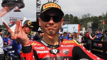SBK: Classifica Piloti: Bautista sbanca il Montmeló e allunga su Razgatlioglu 