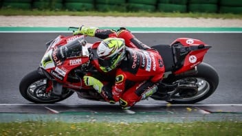 SBK: Bautista lays down the law in Misano, with rain and shine