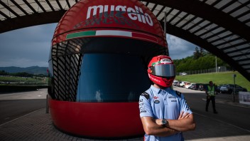 MotoGP: Di Giannantonio indosserà una replica dell'iconico casco del Mugello