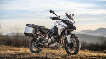 Moto - News: Ducati Multistrada V4 S: arriva la funzionalità Easy Lift