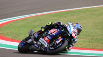 SBK: Supercaos a Imola in qualifica: in pole c’è Toprak, 2° Locatelli, 4° Bautista