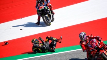MotoGP: Bezzecchi: "ho preso due belle botte alle spalle. Martin? Non si è scusato"