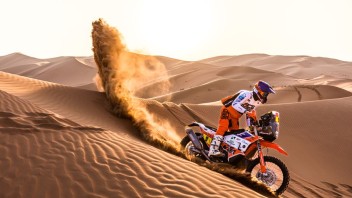 Moto - News: KTM 450 Rally Replica 2024: la regina dei rally-raid si aggiorna