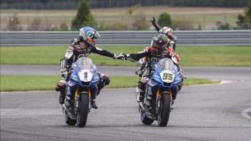 MotoAmerica:   Beach sorprende con la vittoria nel Medallia Superbike a NJMP