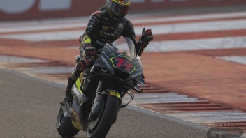 MotoGP: Bezzecchi domina in India: Martìn 2° su Quartararo, erroraccio Bagnaia