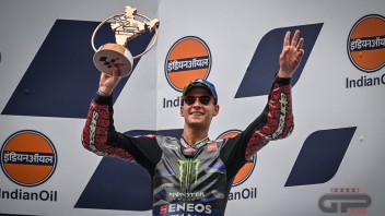 MotoGP: Quartararo: Il gesto di stizza sul rettilineo: "Non c'è lotta con le Ducati"