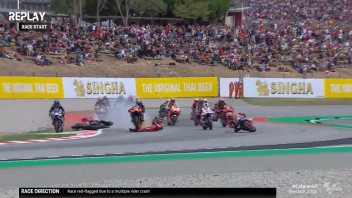 MotoGP: Bandiera rossa a Barcellona: Bagnaia investito da Binder