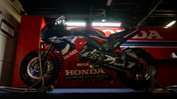 SBK: A Magny-Cours la Honda sfoggia un nuovo telaio sulla CBR!
