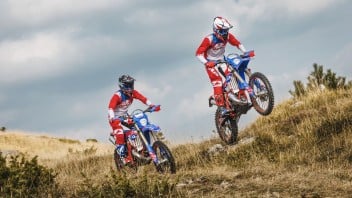 Moto - News: Beta RR Racing 2024: le enduro toscane aggiungono la RR Racing 300 2T