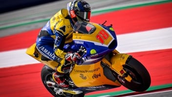 Moto2: Gonzalez domina le FP1, male Acosta fa un highside e salta la sessione