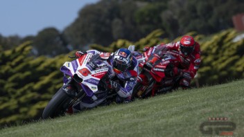 MotoGP: Zarco sfata il tabù: vince a Phillip Island! Bagnaia 2°, podio Di Giannantonio