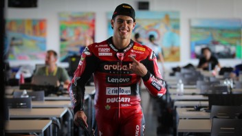 SBK: Rinaldi: “If I don't find a bike for next year this might be my last season”