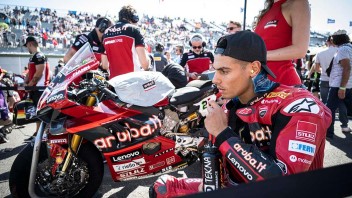 SBK: Marquez lascia Honda, ore decisive per Rinaldi in HRC Superbike