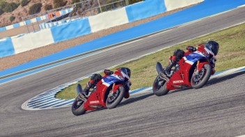 EICMA: Honda CBR1000RR-R Fireblade ed SP 2024: la Superbike al top!