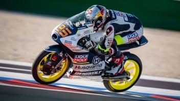 Moto3: Veijer centra la sua seconda pole a Valencia, doppietta Husqvarna con Sasaki