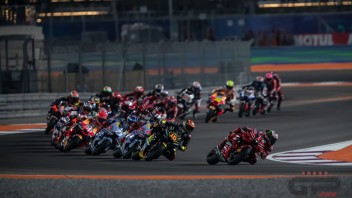 MotoGP: Greedy MotoGP: too much of everything, no race with all the starting riders