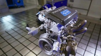 Auto - News: Motore 2.0 turbo a idrogeno: sentite che sound!