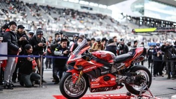 SBK: Il Team Kagayama Ducati valuta Herrin e Waters con Mizuno alla 8 Ore di Suzuka