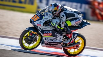 Moto3: FP2: Veijer demolisce il record di Mandalika, brillano gli italiani