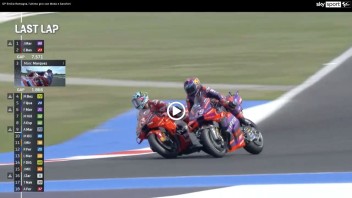 MotoGP: VIDEO - Il contatto tra Bastianini e Martìn nell'ultimo giro di Misano