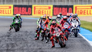 SBK: Infortuni, dubbi e polemiche: la Superbike alla prova del fuoco a Cremona