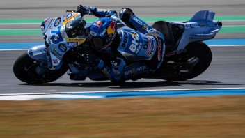 MotoGP: Alex Marquez frega Marc in FP2 a Buriram: 3° Acosta, poi Bezzecchi. Bagnaia in Q1
