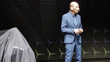 MotoGP: Domenicali: "La convivenza tra Bagnaia e Marquez? La teniamo sotto osservazione"