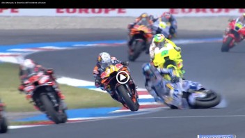 MotoGP: VIDEO - Alex Marquez ed Acosta si toccano ad Assen ed Alex cade