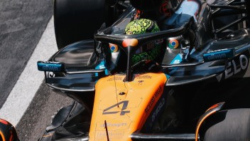 Auto - News: F1, Norris comanda a Silverstone, ma le due Ferrari sono attaccate