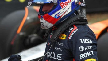 Auto - News: A Silverstone Verstappen strappa la pole a Piastri. Delusione per la Ferrari