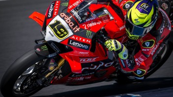 SBK: Ducati vuole un giovane per il post Bautista, ma aspetta i saldi di agosto