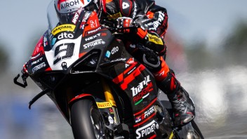 SBK: Petrucci: "Ho faticato molto in frenata. Non sono ancora al livello di Bulega"