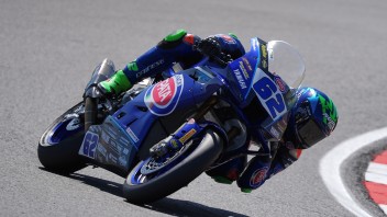 SBK: A Donington prima pole stagionale per Manzi. Brutto spavento per Okamoto