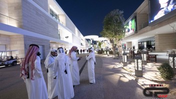 MotoGP: GP del Qatar: correre nel deserto...ma con strutture da favola