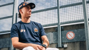 MotoGP: Stoner: "Acosta sfrutta troppo il suo talento, lo vorrei  più metodico"