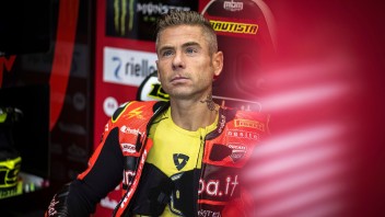 SBK: La petizione di Bautista spacca il paddock: i piloti la votano, le Case la bocciano!