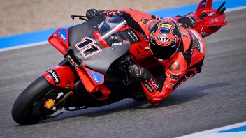 SBK: Nicolò Bulega: 3 ore di fuoco con la Ducati MotoGP a Jerez, il cronometro dice 1’38”0!