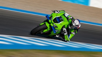 Moto - News: Kawasaki Ninja ZX-10R e ZX-10RR 2026: il "verde" è sempre più competitivo