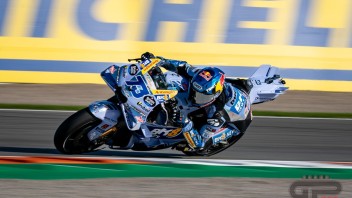 MotoGP: Alex Marquez domina la Sprint a Valencia: 2° Acosta, 3° Di Giannantonio