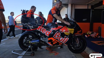 MotoGP: KTM sfoggia un codino inedito per la RC16 a Valencia
