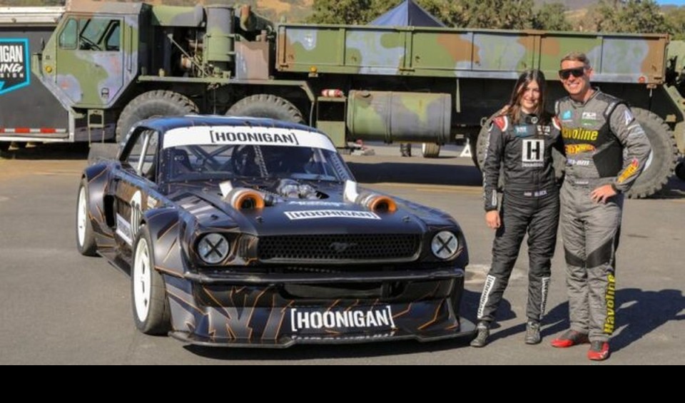 Auto - News: 14-year-old Lia Block leaving us speechless with the Hoonicorn